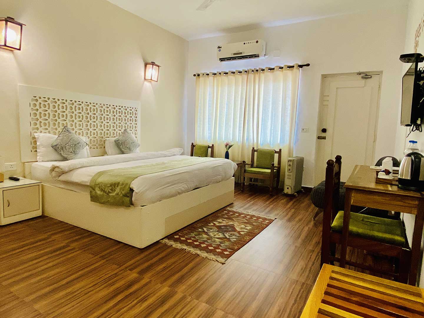 Deluxe Rooms at Sanskriti Ramjhula Rishikesh India